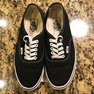 BLACK VANS